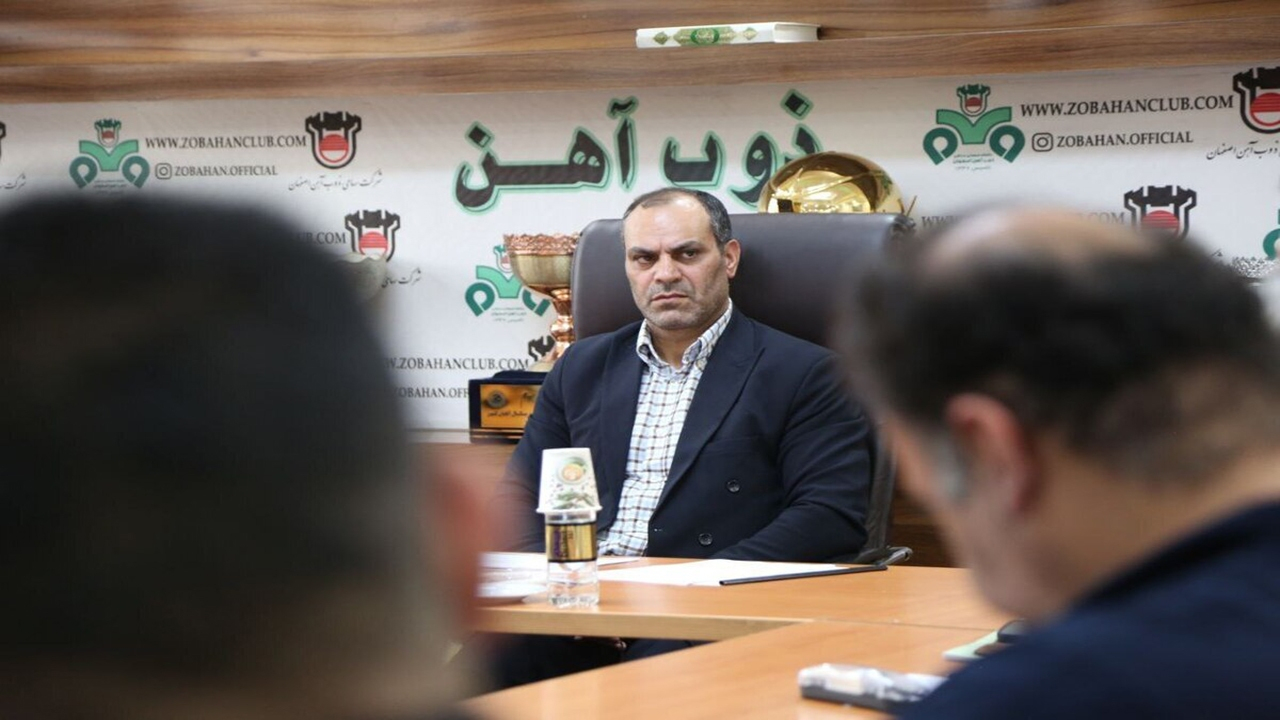 احسانی: بازیکنان ذوب آهن با نظر سرمربی جذب میشوند