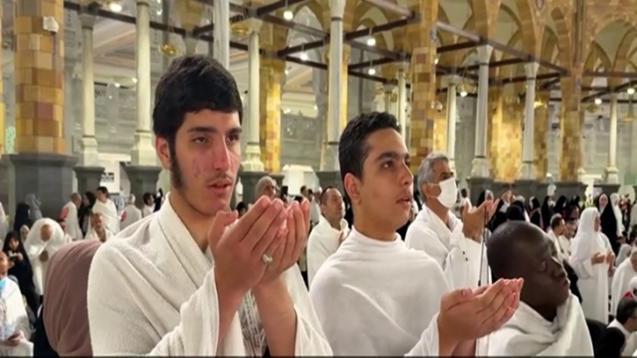 نوجوانان در سرزمین وحی + فیلم