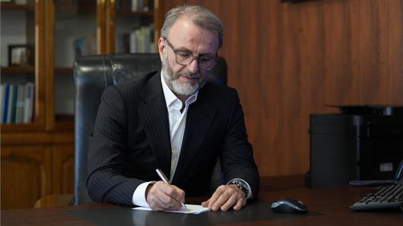 افتتاح ۴۴۵ مگاوات نیروگاه خورشیدی و آغاز عملیات اجرایی ۱۷۷ مگاوات جدید