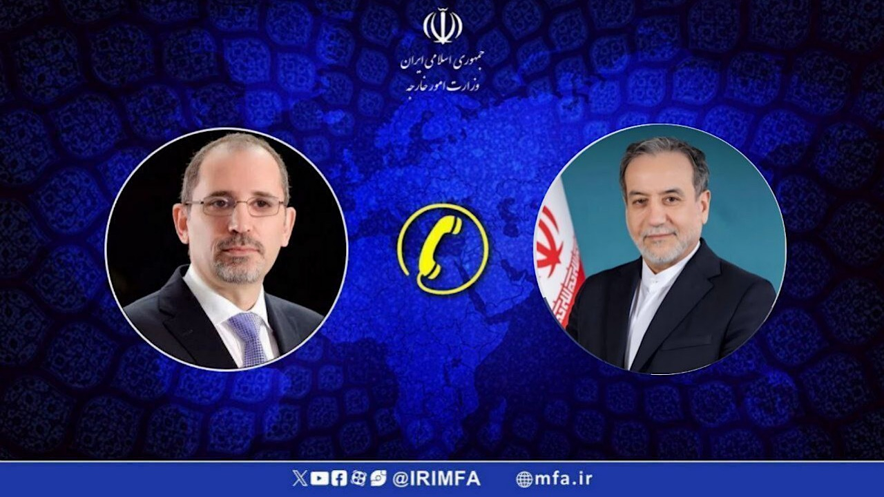 تاکید بر پیامدهای منفی هرگونه تنش بر ثبات منطقه در گفتوگوی عراقچی و همتای اردنی