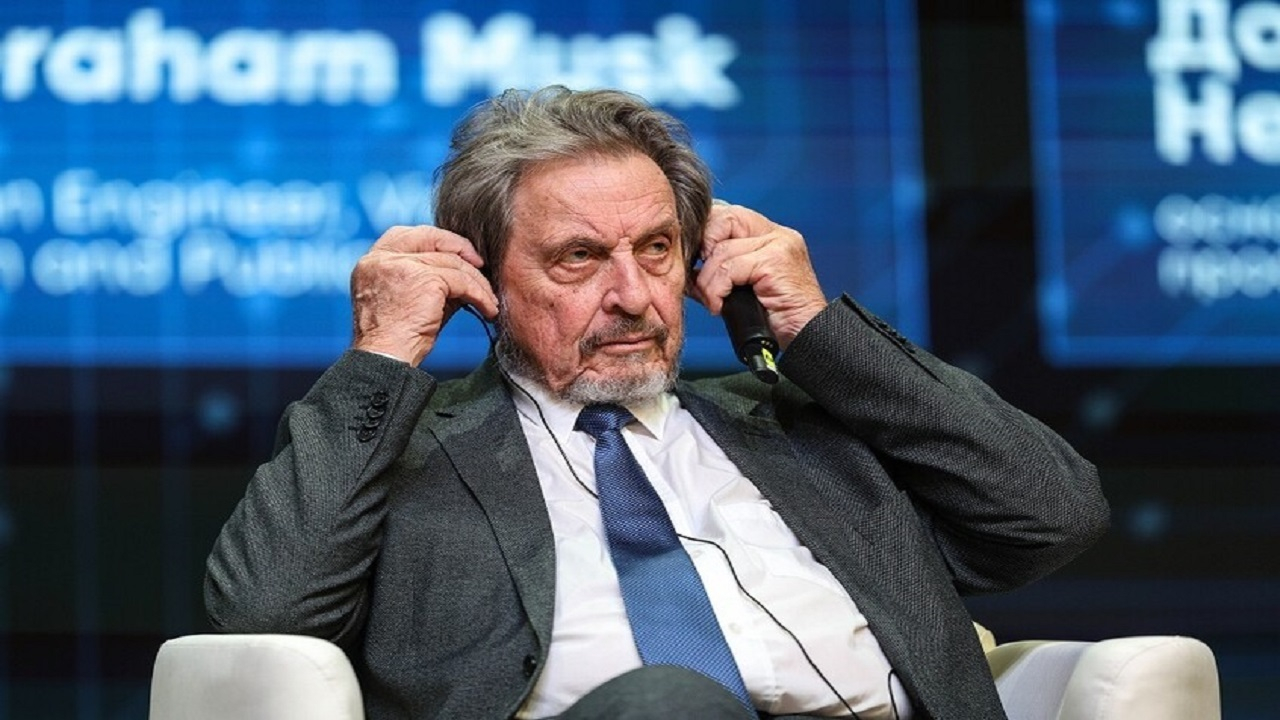 پدر ماسک: روسیه نبود همه ما الان آلمانی حرف میزدیم