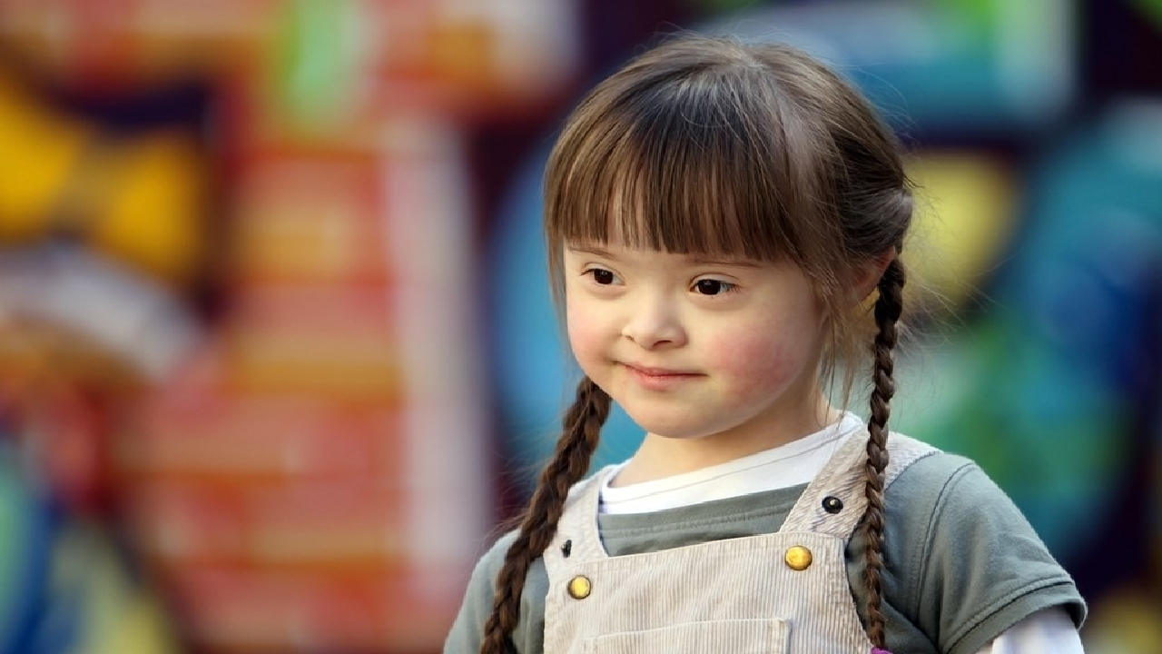 مراکز روزانه افراد بالای ۱۴ سال دارای اوتیسم برای نخستین بار مجوز میگیرند