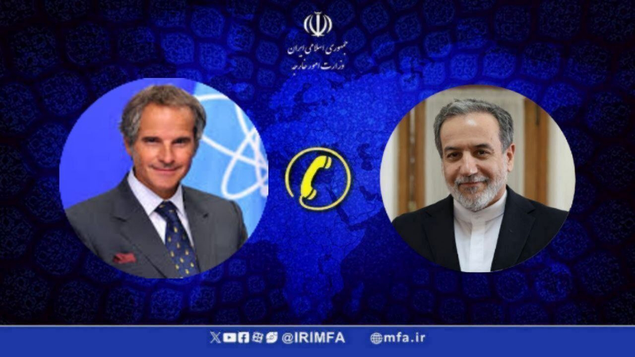 گفت وگوی تلفنی وزیر امور خارجه با مدیرکل آژانس بینالمللی انرژی اتمی