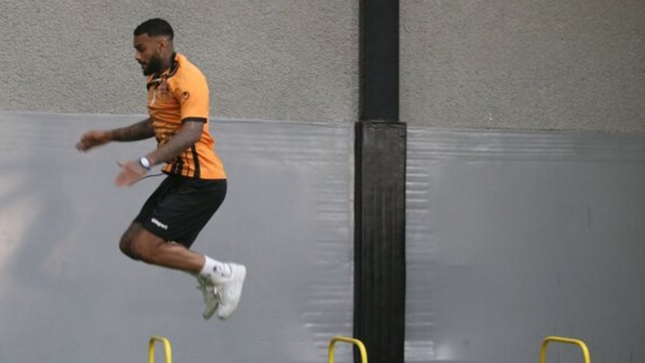 مهاجم جنجالی پرسپولیس سر از آمریکا در آورد