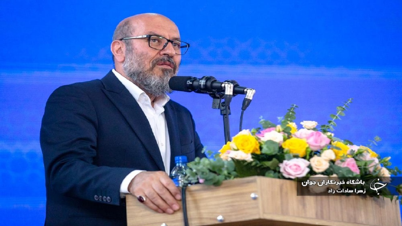 دهقان: دشمن باید ثابت کند میخواهد مسائل از طریق مذاکره حل شود