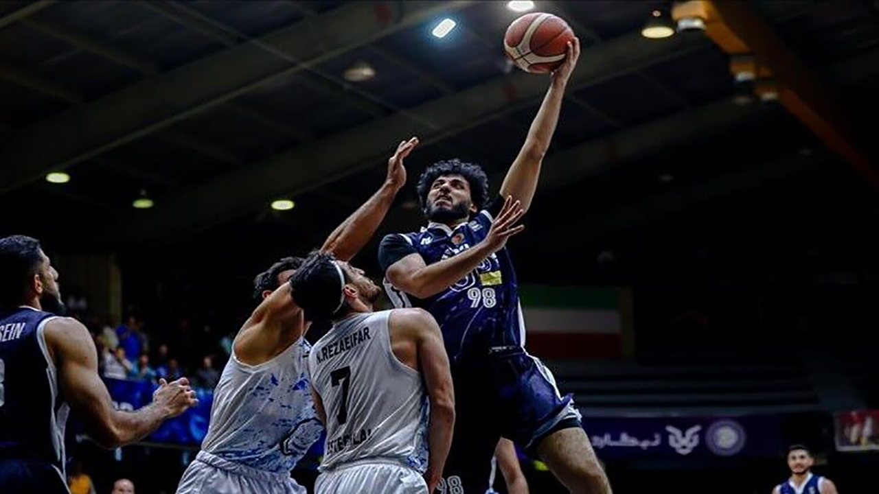 بازهم زمزمه‌های انصراف از لیگ برتر بسکتبال؛ تصمیم یک بام و دوهوا زیر سبد!