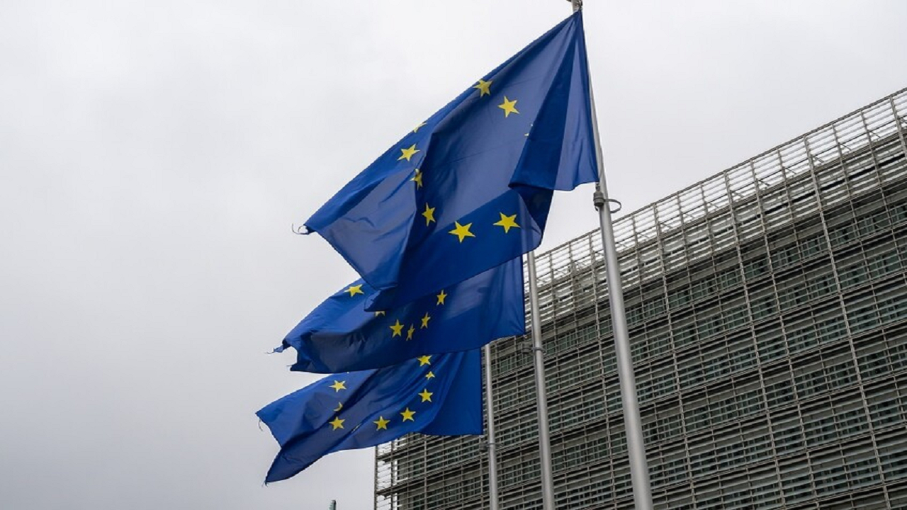 کاخ سفید: اروپا به آرامی در حال نابودی خود است