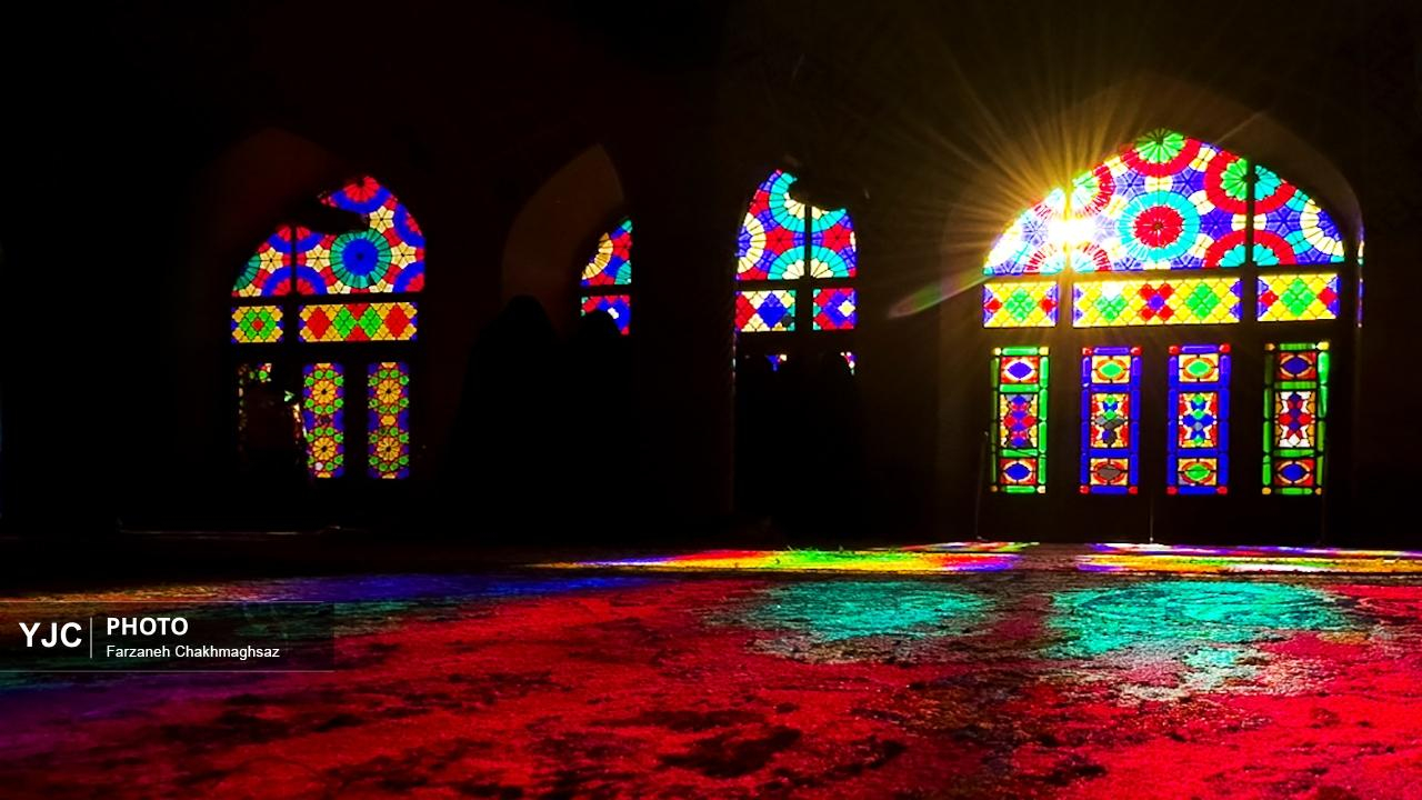 مسجد نصیر الملک ؛ مسجد هزار رنگ شیراز