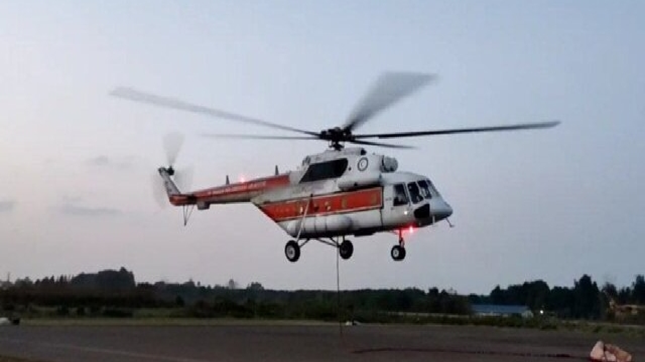 ۱۲ سورتی پرواز بالگرد‌های هلال‌احمر برای اطفای حریق جنگل‌های الیت چالوس