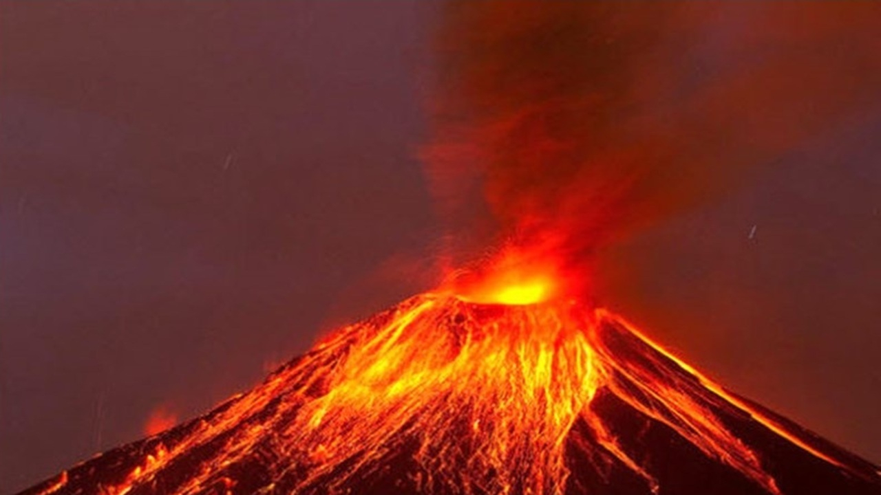 فوران  آتشفشان کیلووائه در هاوایی + فیلم