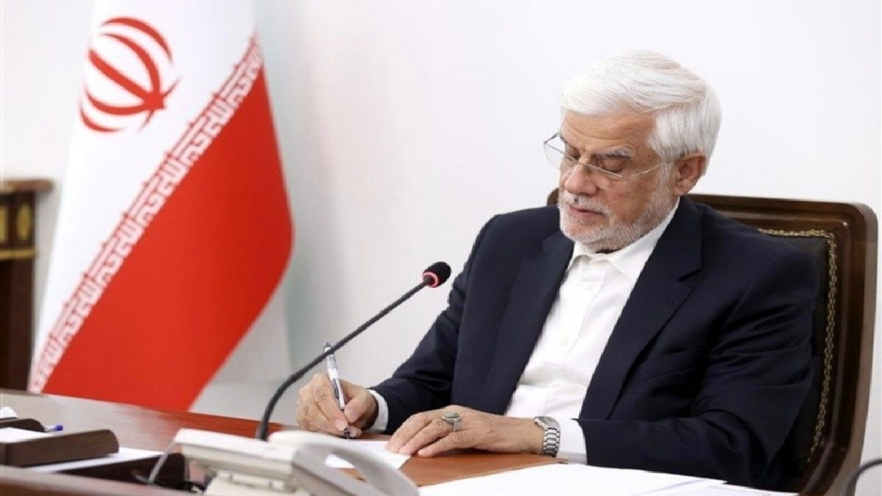 عارف تصویبنامه شورای عالی اداری درخصوص ساماندهی نهادهای شورایی را ابلاغ کرد