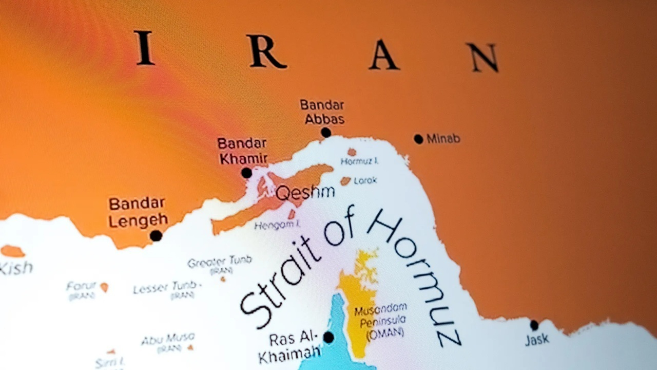 تنگه هرمز سلاح طلایی ایران + فیلم