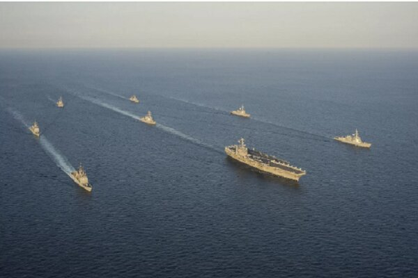 حضور ۳۳ جنگنده و ۱۰ کشتی ارتش چین در تنگه تایوان