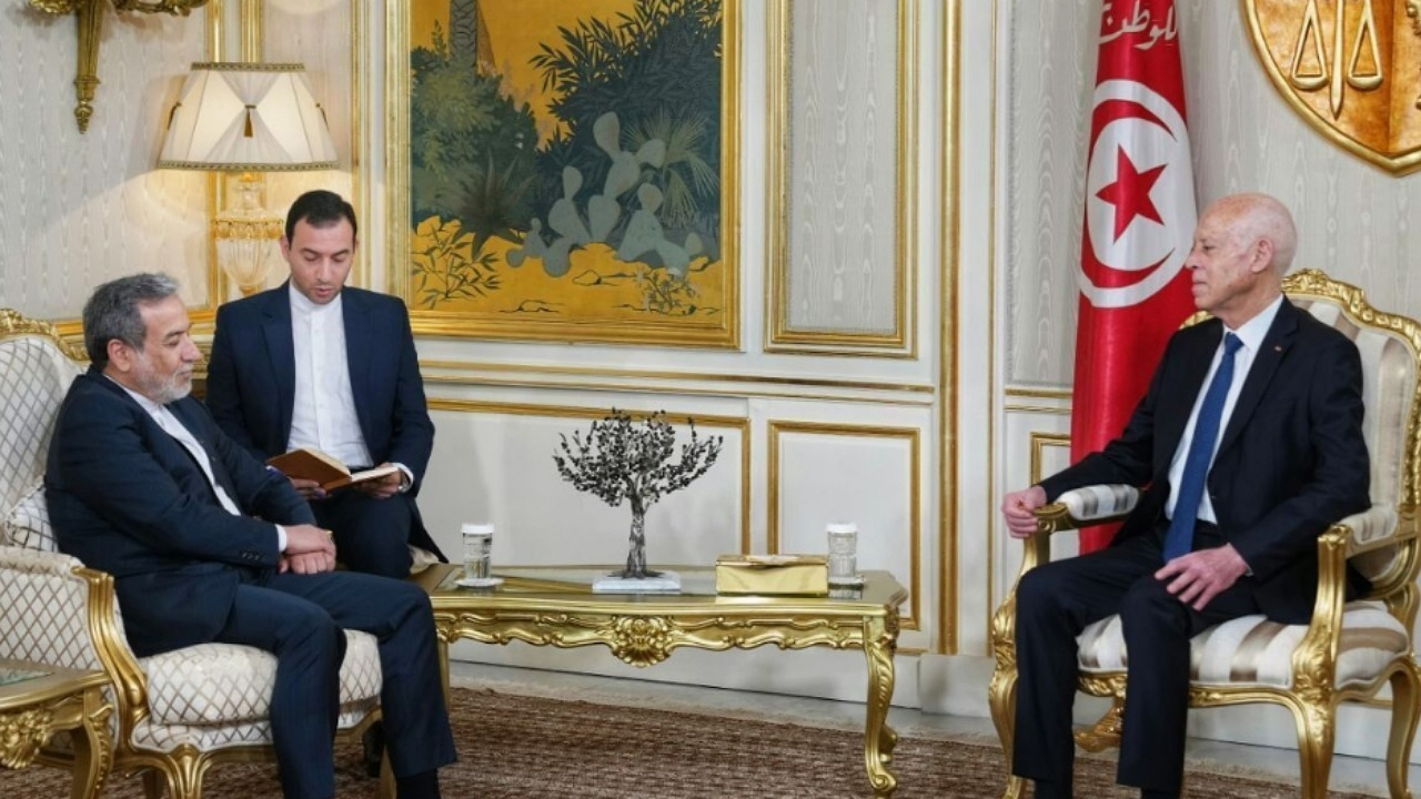 تقدیر عراقچی از رویکرد تونس در محکومیت حملات رژیم صهیونیستی و آمریکا علیه ایران
