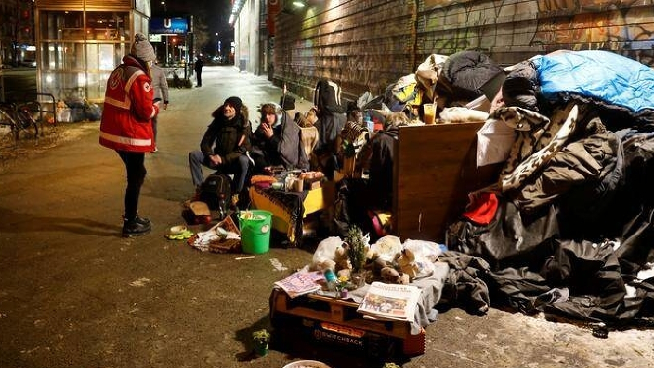 افزایش تساعدی آمار افراد بی خانمان در آلمان + فیلم