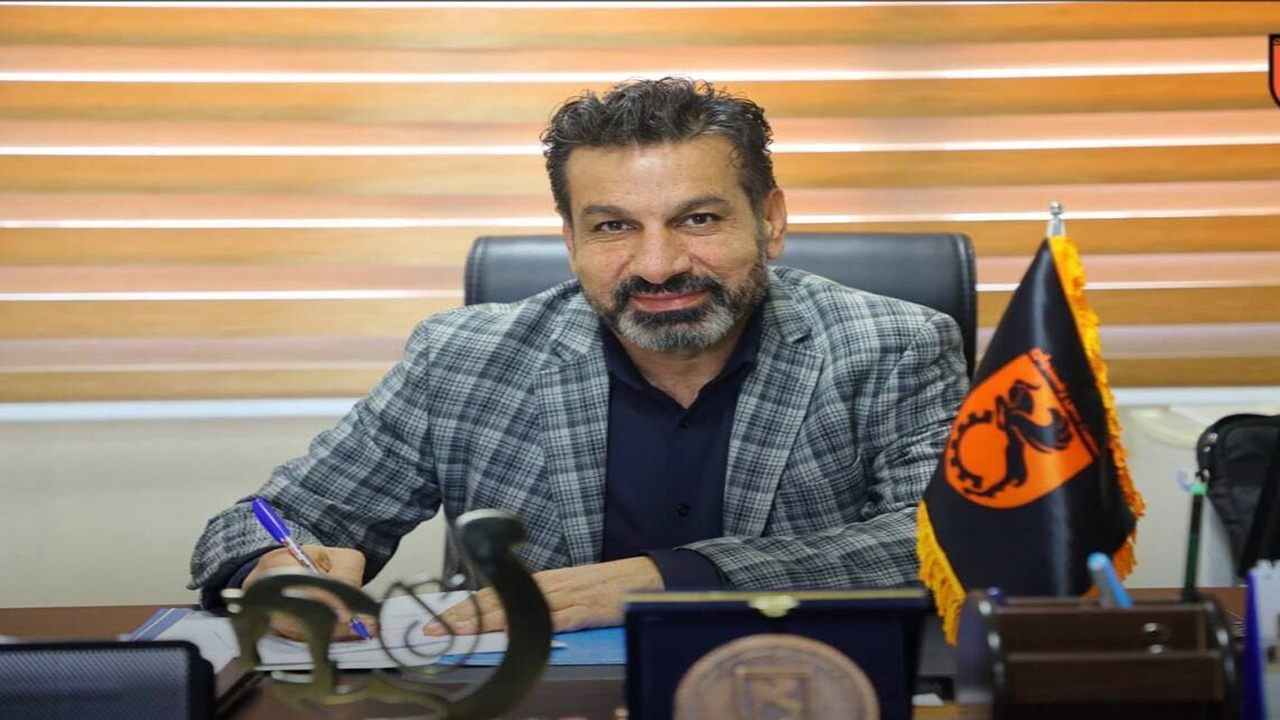 مومنی: مس با سلامت در لیگ برتر میماند/ از تراکتور بابت فحاشی به لک باید امتیاز کسر میشد