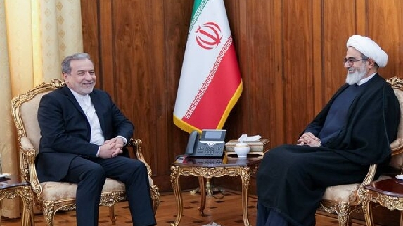 دیدار رئیس سازمان قضایی نیرو‌های مسلح با عراقچی