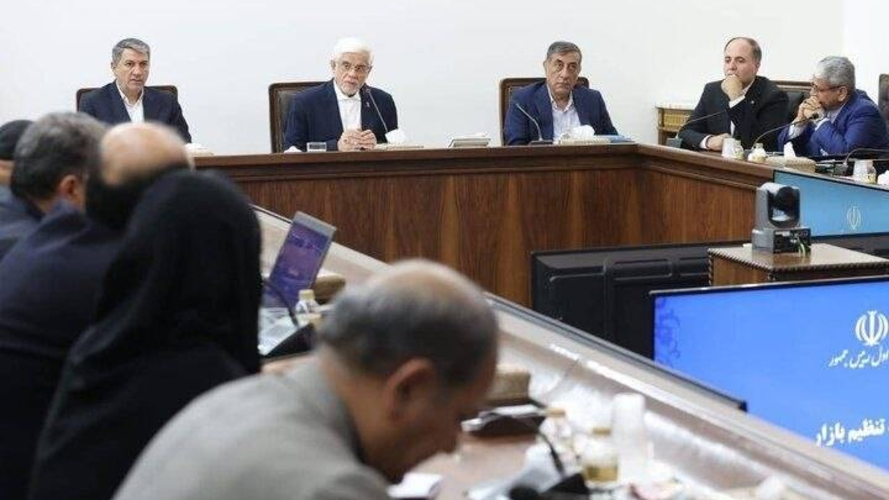 عارف: ایران در حوزه بین‌الملل، قانون‌گراست، اما از حقوق خود کوتاه نمی‌آید