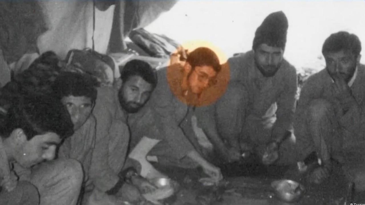 خاطراتی از حضور رهبر معظم انقلاب در ۸ سال دفاع مقدس + فیلم