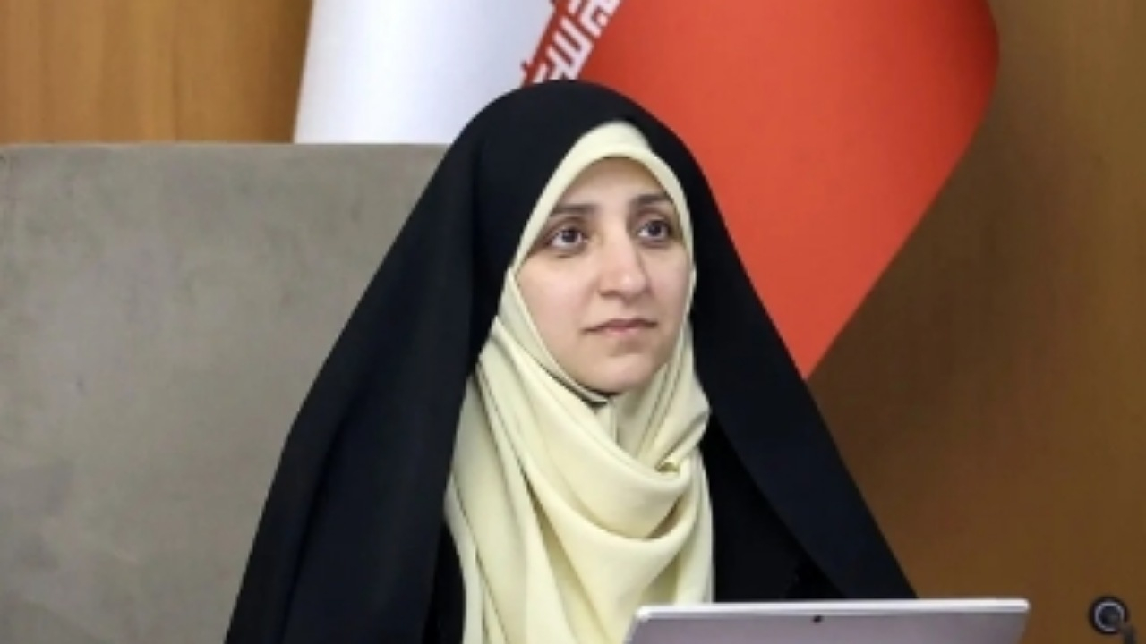 بهروز آذر: مسیر پیشرفت ایران بدون حضور همزمان مردم امکانپذیر نیست