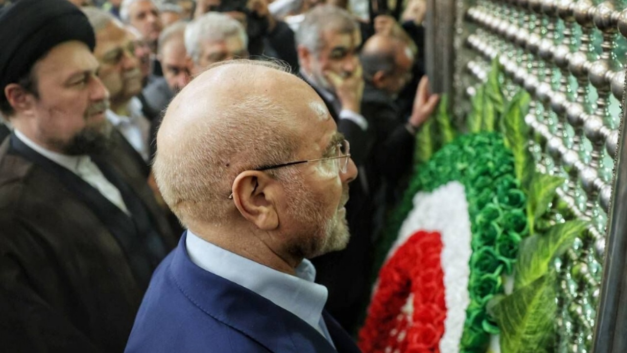 تجدید میثاق رئیس و نمایندگان مجلس با آرمانهای امام خمینی (ره)