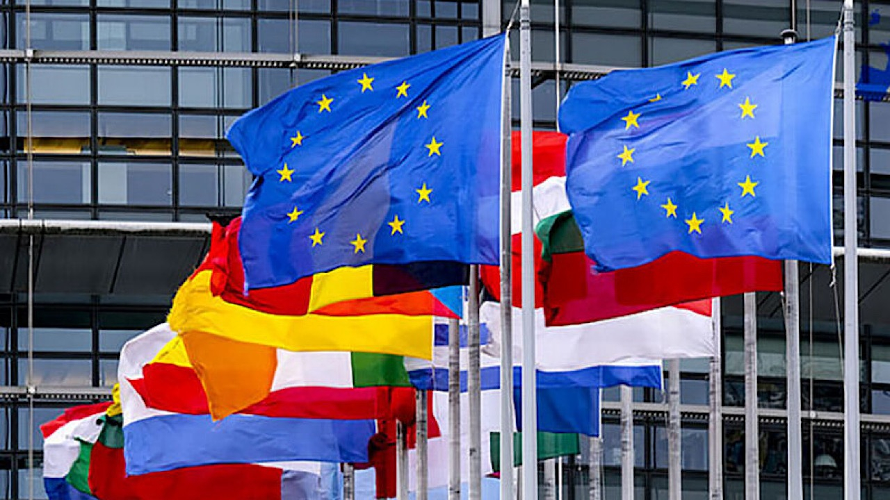 اقدام اتحادیه اروپا در قبال سپاه، سیاسیکارانه، مزورانه و ریاکارانه است