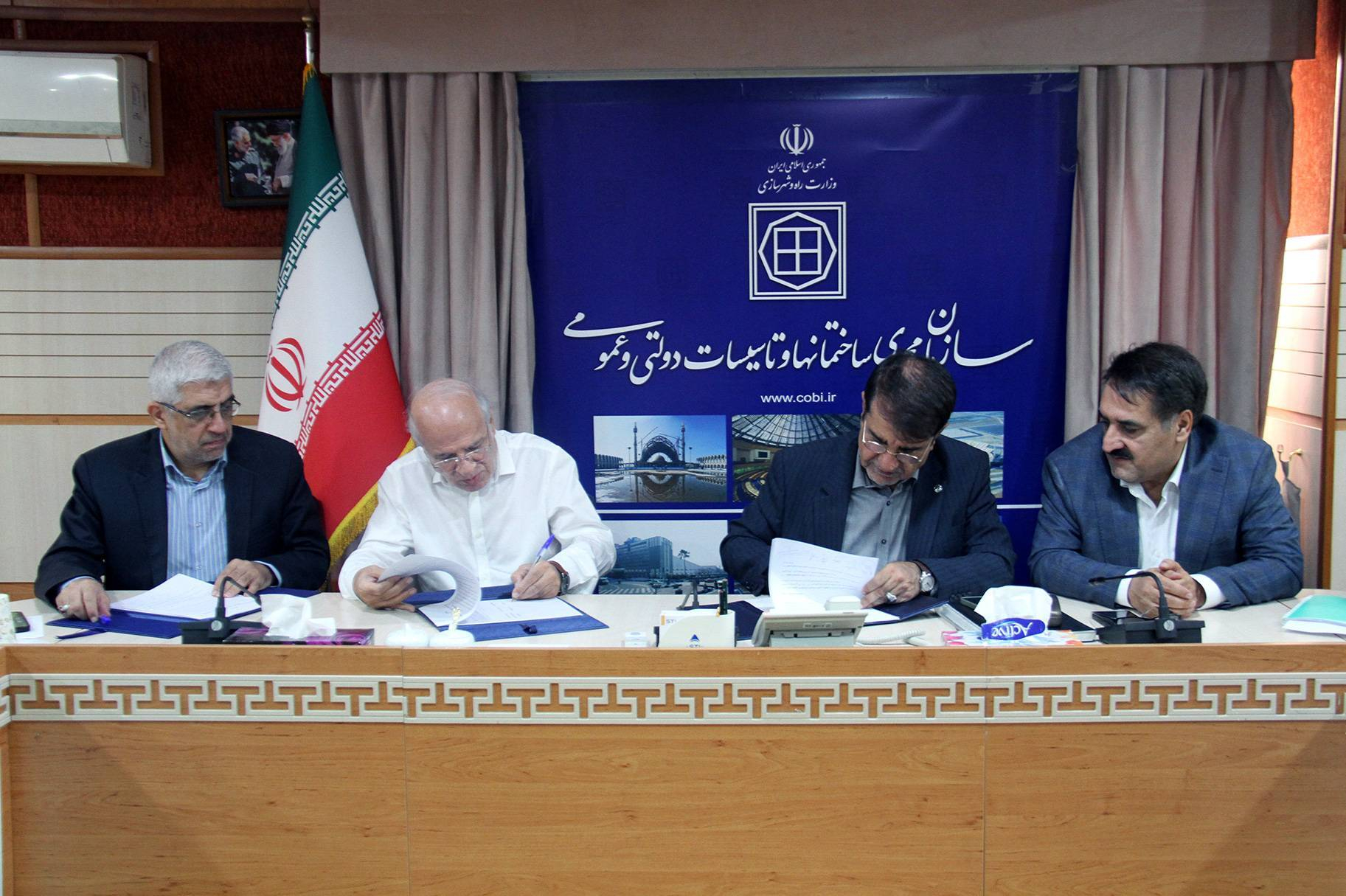 جذب منابع غیر دولتی برای پروژههای دولتی کشور