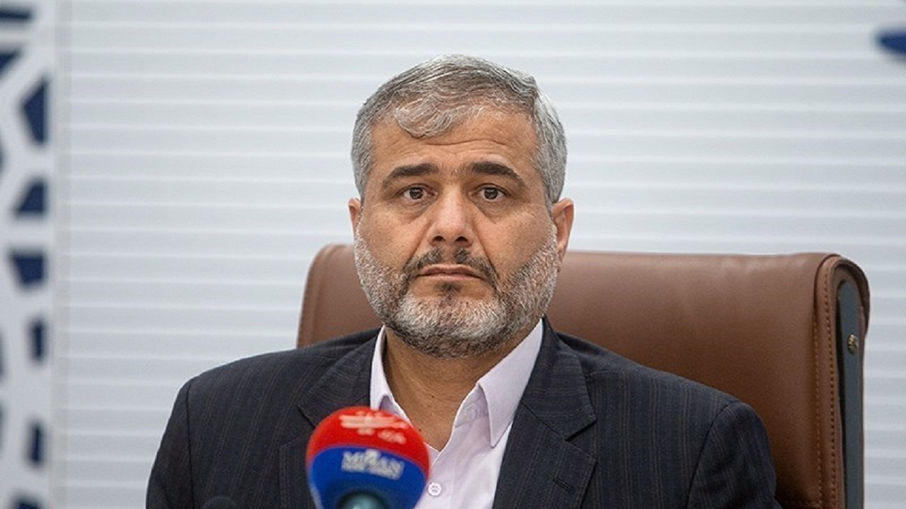 ورود اشخاص فاقد صلاحیت به حوزه وکالت، ضربه به اعتماد عمومی است