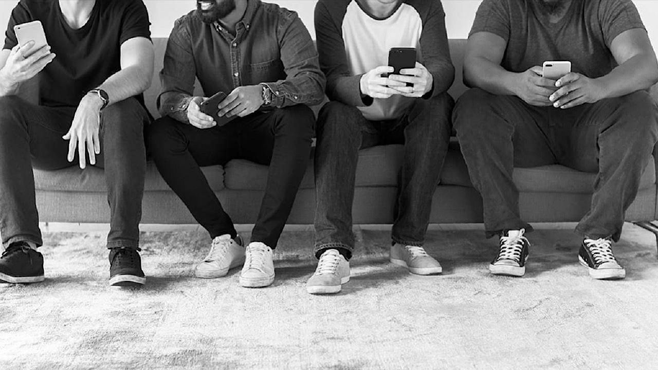 میان چشم و روایت: چرا توضیح واضحات ضروری شده است