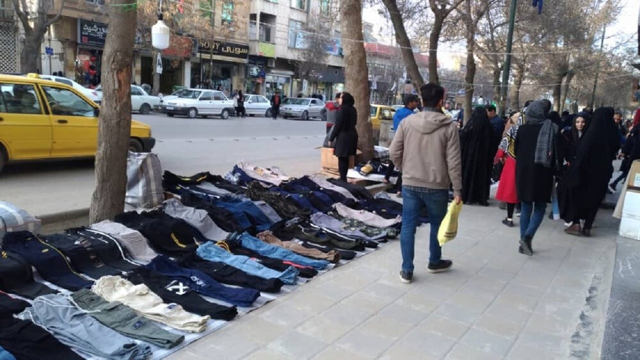 دستفروشی ظرفیت بزرگی است که میتواند در خدمت تولید داخلی قرار گیرد