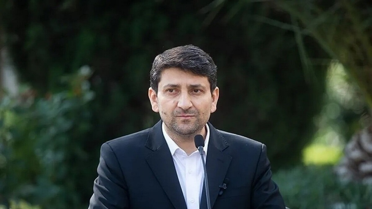 وزیر ارتباطات: طرح موضوع بی‌نیازی به اینترنت بین‌الملل یک شوخی تلخ و منتفی است