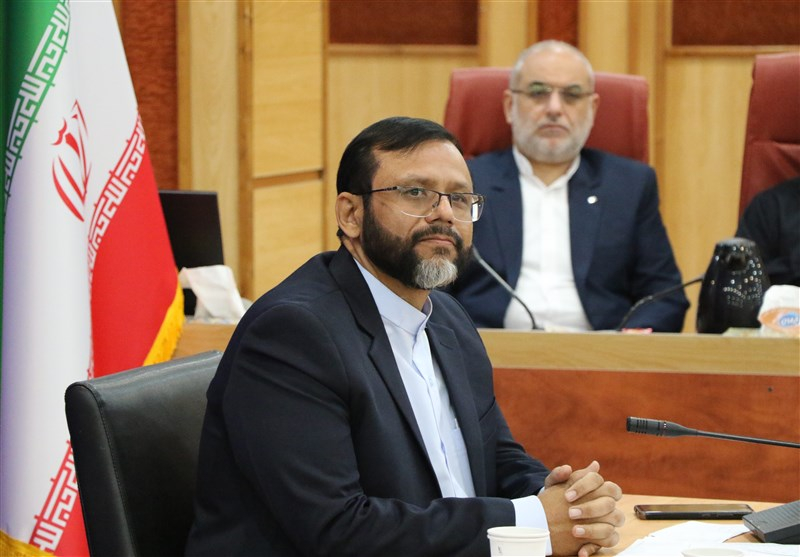 دادستان اهواز با پدیده سگ گردانی در اماکن عمومی برخورد کند