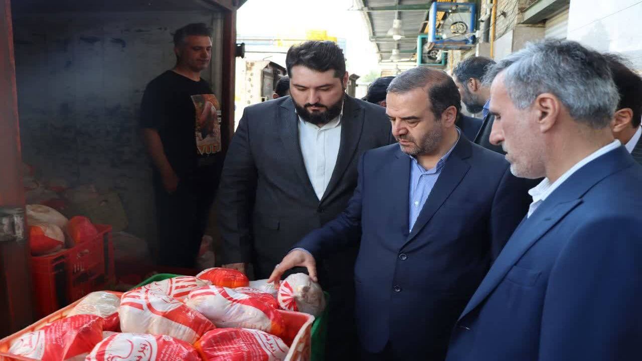 فعالیت مستمر گشت‌های نظارتی تعزیرات/ مشکلی در عرضه گوشت و مرغ وجود ندارد
