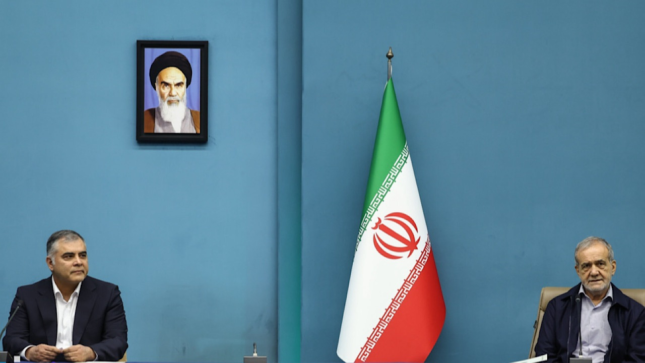 ۱۲ قرارداد جمع آوری گازهای مشعل امضا شد/جمعآوری ۹۰ درصدی تا پایان ۱۴۰۶