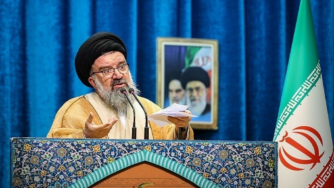نماز جمعه تهران به امامت آیت‌الله سید احمد خاتمی اقامه می‌شود