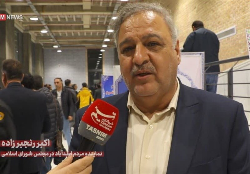 بزرگترین دستاورد انقلاب اسلامی هویتبخشی به انسانها بود