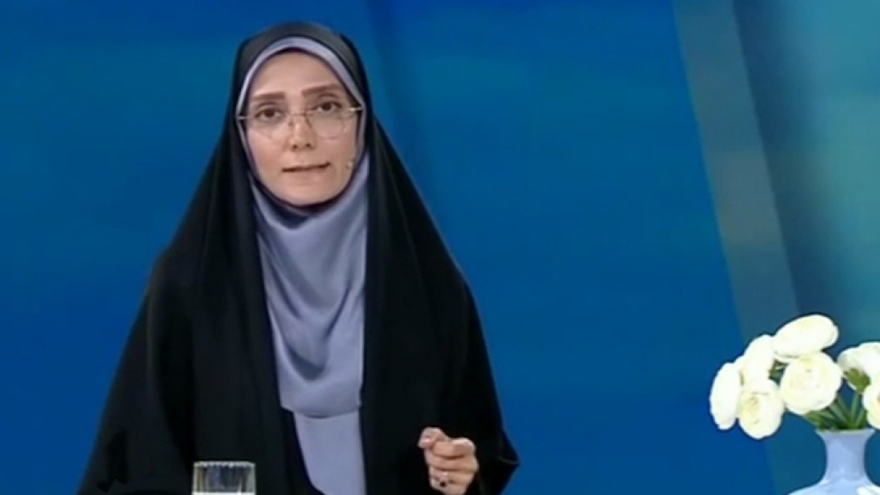مجری شبکه خبر: اظهارات کارشناس برنامه درباره فرقه بهائیت اظهارنظر شخصی بود