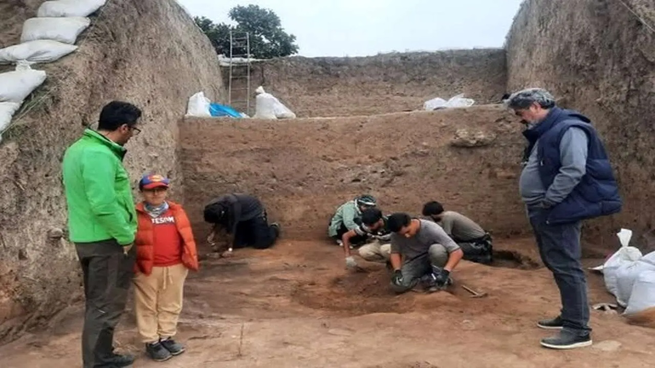 کاوش‌های باستان شناسی در تپه قلعه‌کش آمل + فیلم