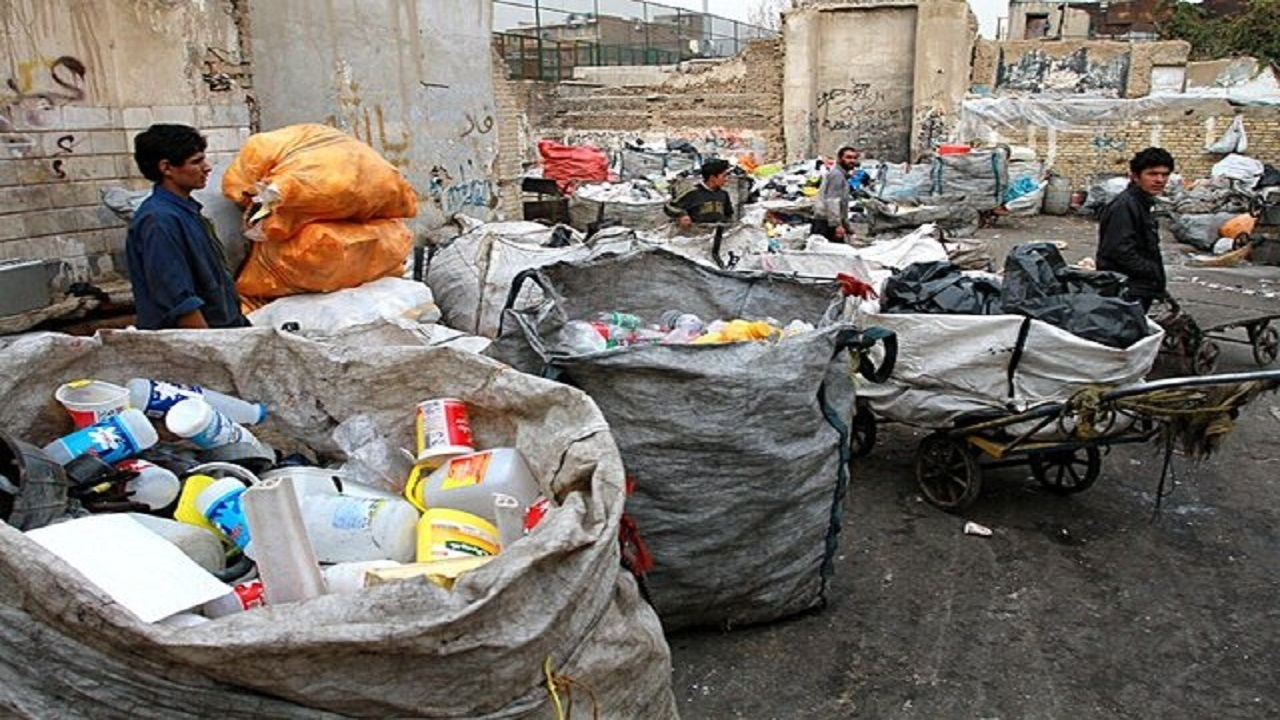 هشدار به پیمانکاران پسماند پایتخت درمورد بکارگیری کارگران زیر ۱۸ سال