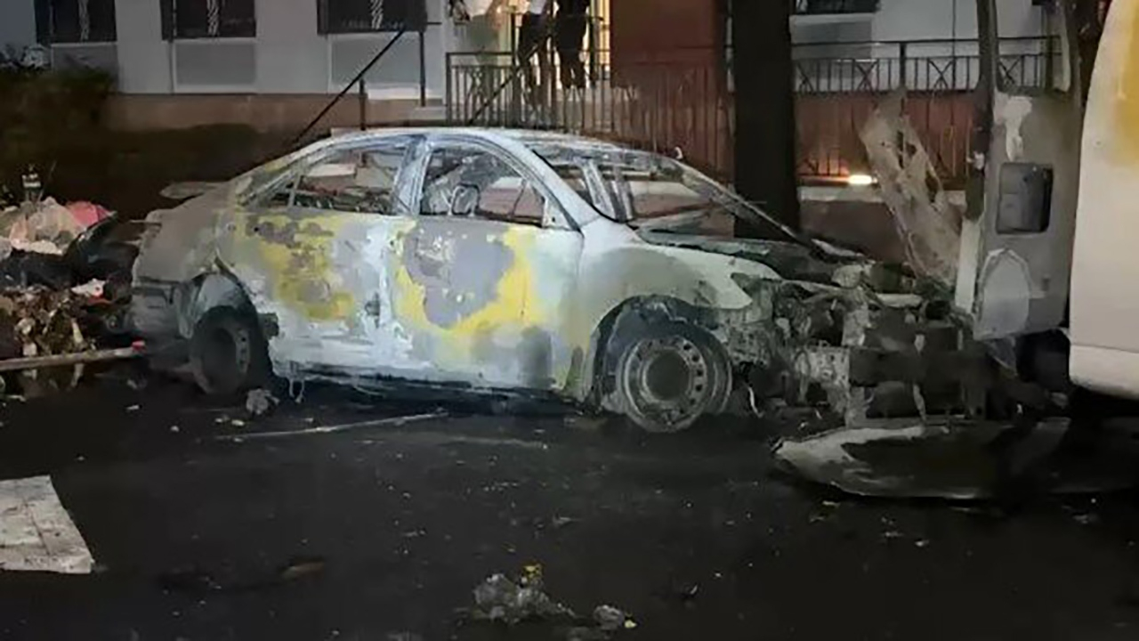 آتش سوزی و انفجار مهیب در نیویورک؛ ۷ آتشنشان زخمی شدند