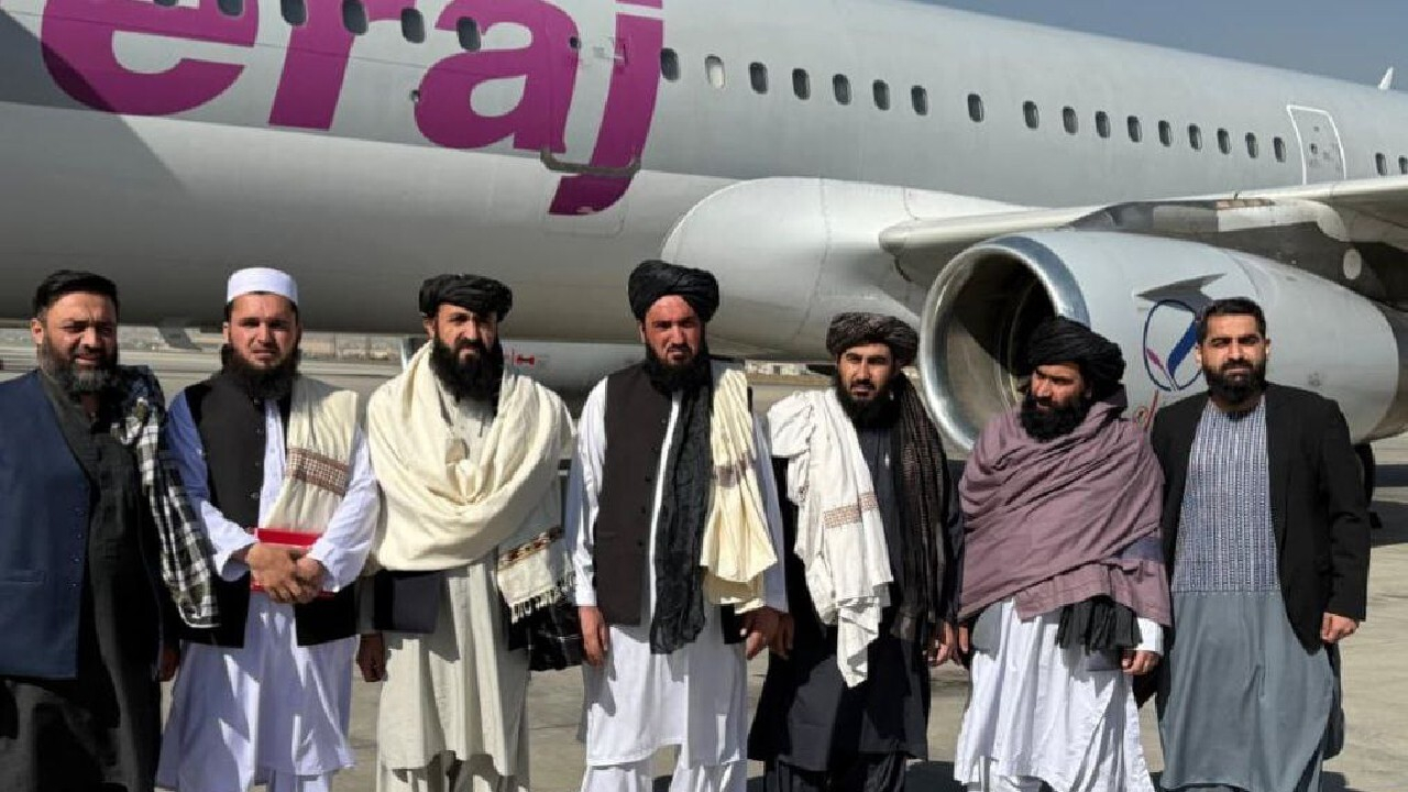 هیأتی از طالبان عازم ایران شد