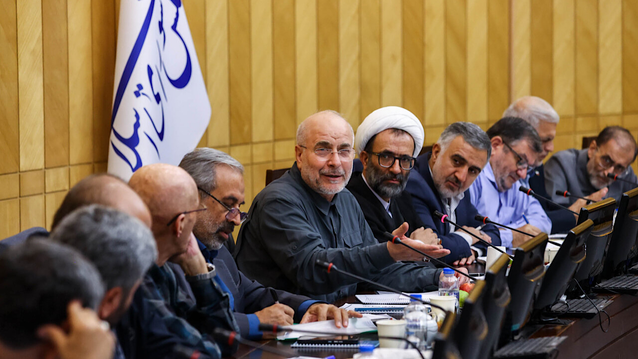قالیباف: راهکار تکمیل مترو حومه تهران، استفاده از ظرفیت بخشخصوصی است