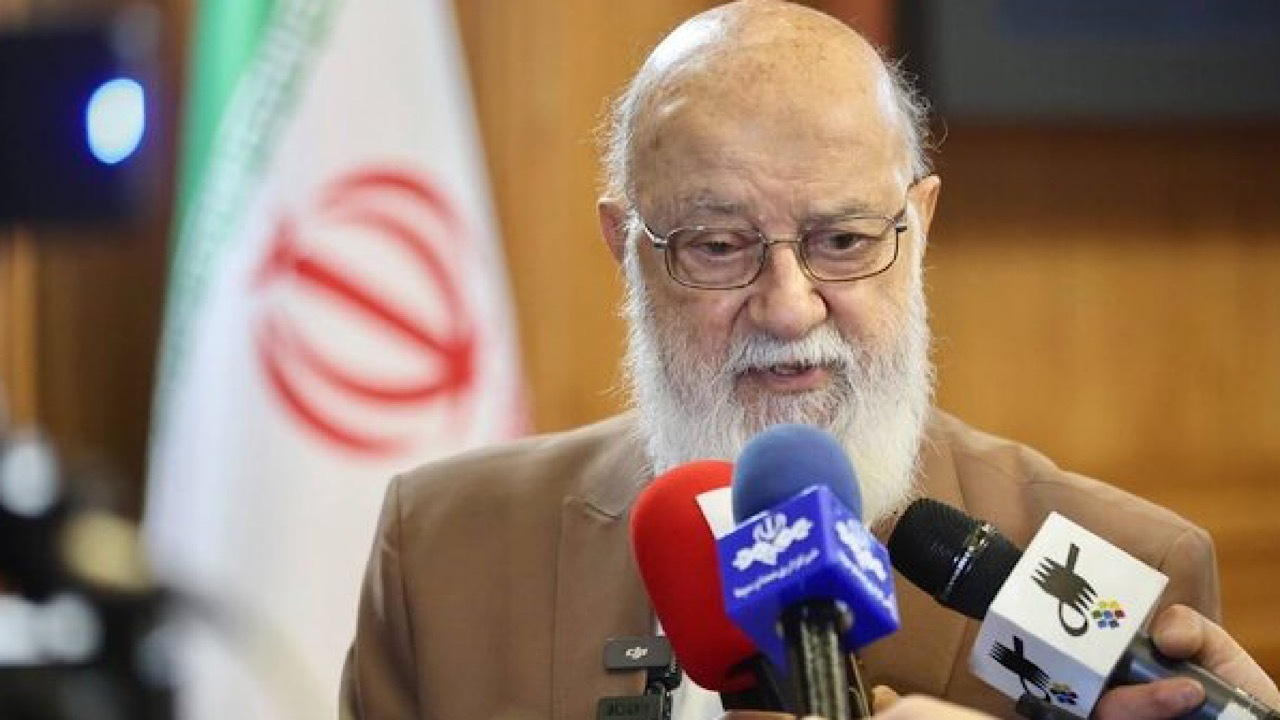 سختی کار آتش‌نشانان در انتظار تصویب هیأت دولت است