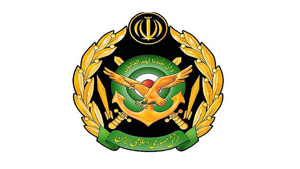 ارتش دانشجو میپذیرد