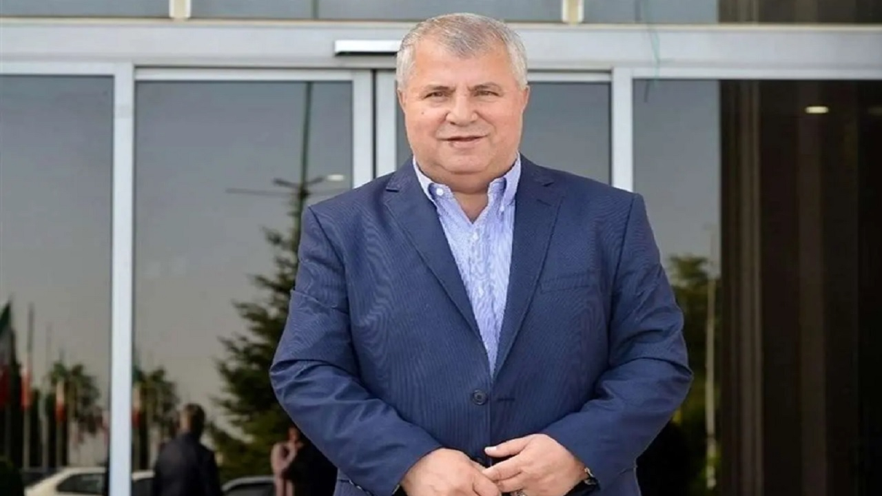 علی پروین با رسانهها قهر کرد!