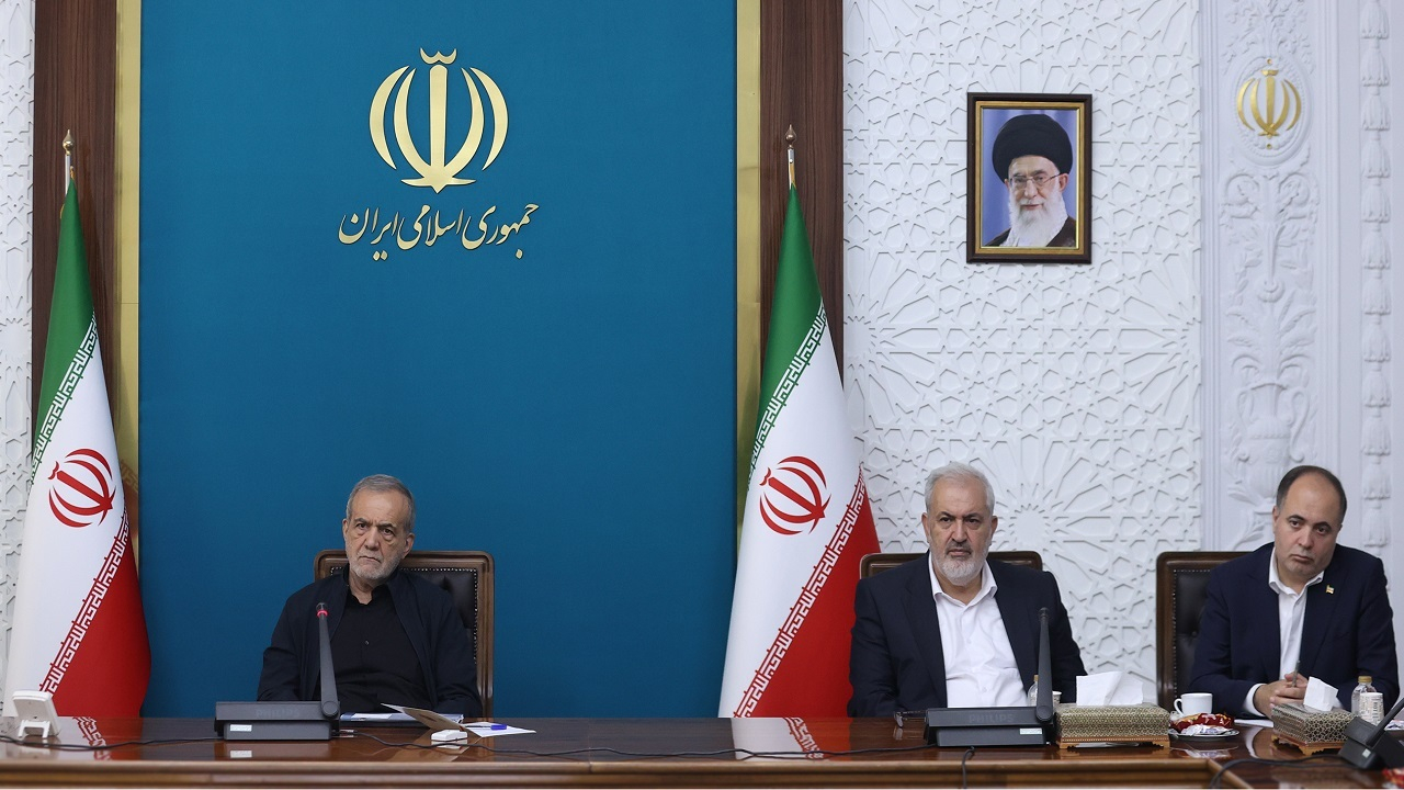 پزشکیان: راهکارهای رفع چالش کمآبی باید ریشهای، جامع و منطقهمحور باشد
