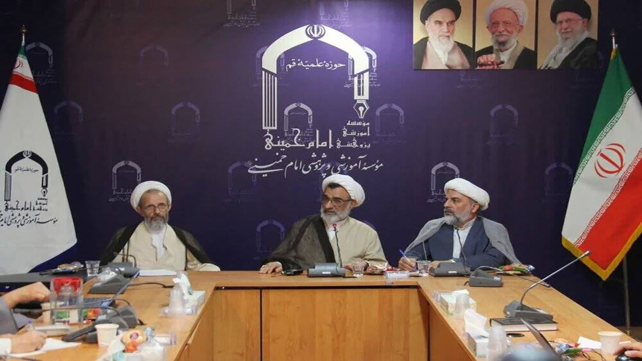 درگیری نظامی نباید ما را از مأموریت‌های فرهنگی و علمی غافل کند