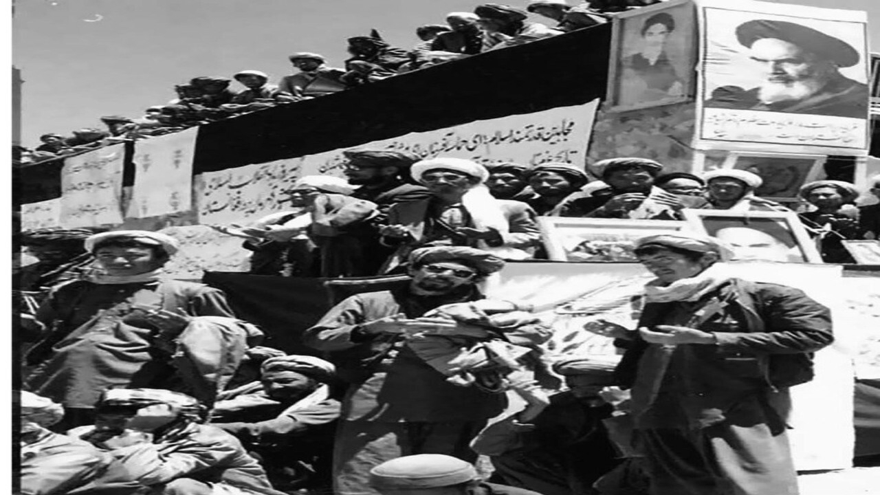اشک‌های جهادگران افغانستان در شب رحلت امام(ره) + فیلم