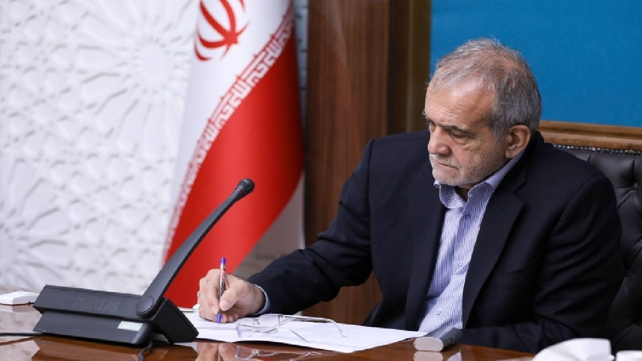 ابراز همدردی پزشکیان با دولت و ملت اندونزی/ اعلام آمادگی همه‌جانبه ایران برای کمک‌رسانی به مردم مناطق آسیب‌دیده