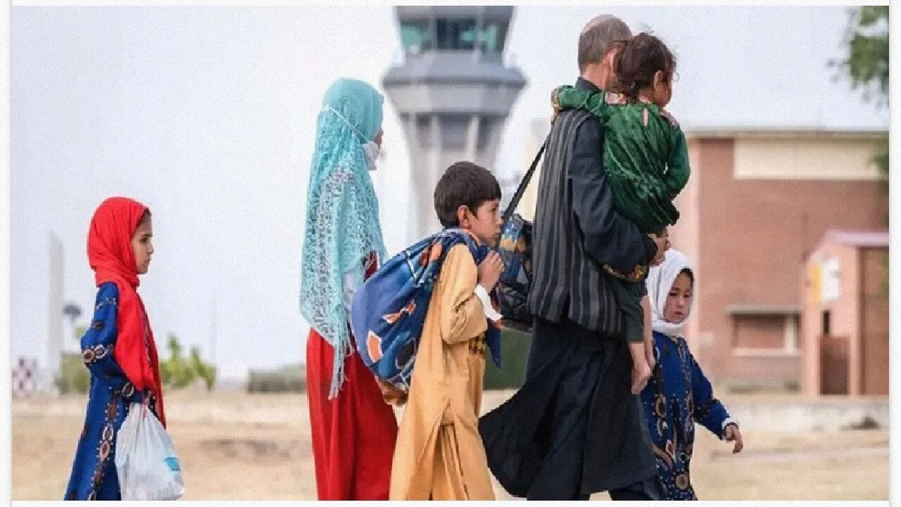 خروج گسترده اتباع افغانستانی از مرز دوغارون/ ۸۰ درصد بدون مدارک اقامتی